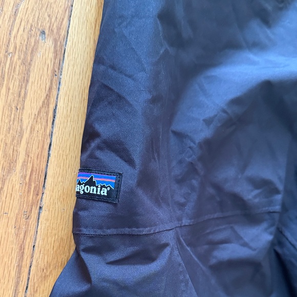 Patagonia sz M Black Men's waterproof snow ski Pants not lined great condition - Picture 4 of 8